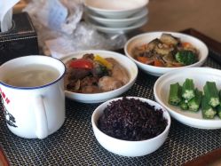 -臻康乃馨月子中心(集美店)