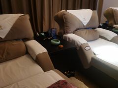 -金色印象·HiFi影音·按摩足疗PLUS(黄泥磅店)