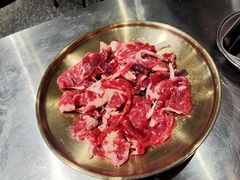 小黄牛上脑-本炙炭烤·蒲烧活鳗料理店(金沙洲店)