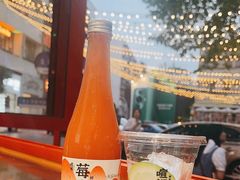 -喧闹·东方大气茶(鹅岭二厂店)