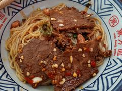 牛肉拌粉-万方圆拌粉瓦罐汤(滕王阁旗舰店)
