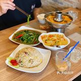 料很足啦。这个强推强推！「黄咖喱鸡肉」量也是很足