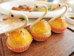 流沙天鹅酥-名苑皇宫酒家(来魅力壁画村店)
