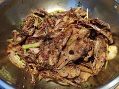 主打的干锅鸭头-安诚居干锅鸭头(八角店)