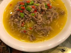 -鑫巴蜀小镇 · 水煮鱼专研店(玉桥店)