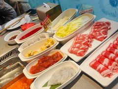 -海底捞火锅(新松江路生日主题店)