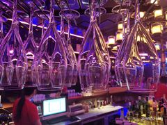 -爱啤精酿·民谣酒馆(滨江店)