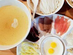 -桥香园云南过桥米线(金马碧鸡店)