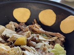 -粘豆包柴火铁锅炖