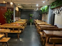 -万记麻辣烫国展总店
