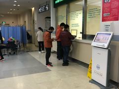 -上海交通大学医学院附属仁济医院南院-停车场