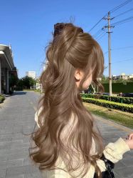 -镁连社·美联社