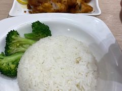 -佰搭果·广式茶餐厅(西华路店)