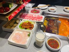 番茄锅底-海底捞火锅(漕宝路店)