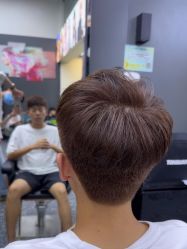 -藤野造型专业烫染接发