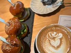 -三勾JJJ Burger&Coffee(梅溪湖店)