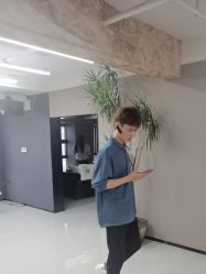 -宫铭烫发染发接发店