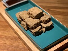 油炸臭豆腐-弄堂里·寻味杭州(湖滨银泰in77C区店)