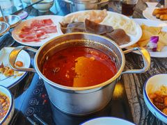 -云中捞高空旋转餐厅(商茂世纪广场店)