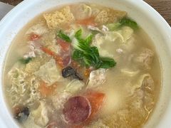 三鲜馄饨-刘长兴(逸仙桥店)