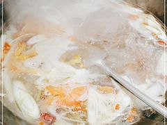 -老街烧烤大排档·地道湖北菜·龙虾馆(汉口火车站店)