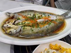 -丹水桥地锅鱼·翘嘴鲌·地方特色全鱼宴(丹江口大坝店)