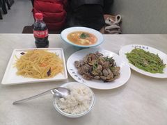-人和啤酒屋海鲜大排档(营口路店)