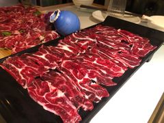 现切五花趾-雾都渣渣火锅(南城智汇城店)