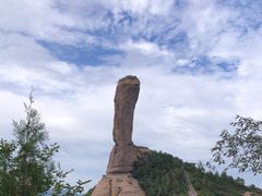 -磬锤峰森林公园
