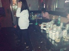 -嘉年华KTV(人民路店)