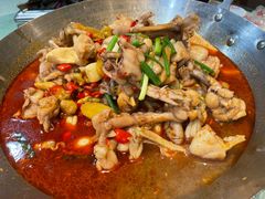 -昱龙大盆牛蛙馆(三兴街总店)