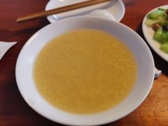 小米粥-宝瑞门钉肉饼店