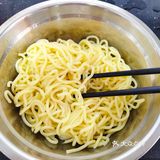 简易晚餐——非常开胃的老干妈鸡蛋炒拉面