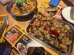 -喝丢一只鞋海鲜烧烤·海肠捞饭(东关街店)