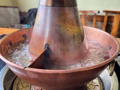 -果松木炭酸菜铜火锅·外婆参鸡汤