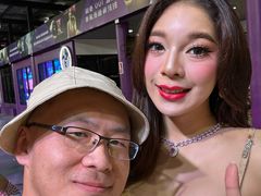 -西蒙人妖秀
