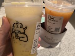 -喜茶(北京华贸购物中心店)