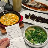 做梦也想吃的蟹黄豆腐饭！