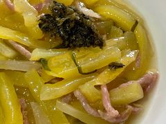 洋山芋榨菜肉丝-沪西老弄堂面馆(定西路店)