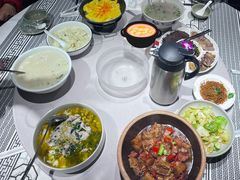 -客家大院·非遗赣南客家菜(郁孤台店)