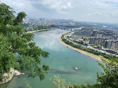 -叠彩山景区