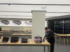 -华为授权体验店(中山公园来福士)