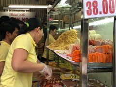 -Bánh Mì Huynh Hoa