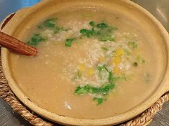 潮界生滚牛肉粥-潮界(LU·ONE凯德晶萃广场店)