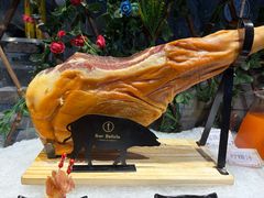 -犇放和牛烤肉·烤榴莲自助(苏宁城市奥莱店)