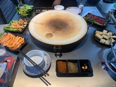 -冰冰龙虾·江湖菜·花园江景餐厅