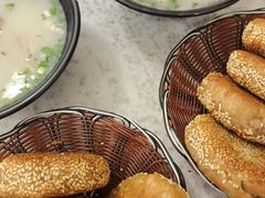 -万红路羊汤烧饼店(将台路店)