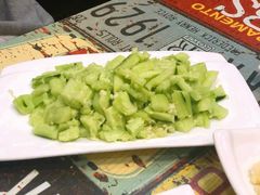 -扒虾小妹儿麻辣海鲜(宏图街店)