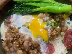 窝蛋牛肉煲仔饭-红星光发煲仔饭(大石街店)