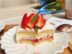 -VERIE BAKEHOUSE
